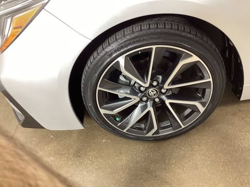 Used 2022 Toyota Corolla SE FWD image 25