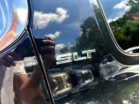 Used 2019 GMC Acadia SLT image 7