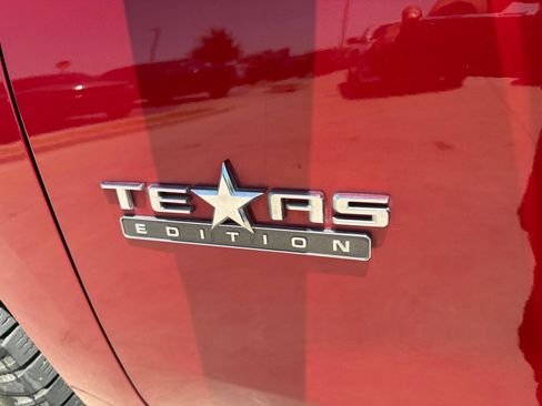 Used 2020 Chevrolet Silverado 1500 LT w/ Texas Edition AWD/4WD image 10
