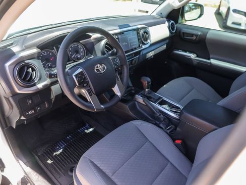 Used 2023 Toyota Tacoma SR5 RWD image 9