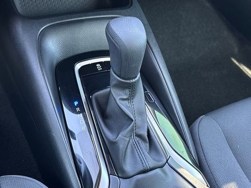 Used 2024 Toyota Corolla LE image 20