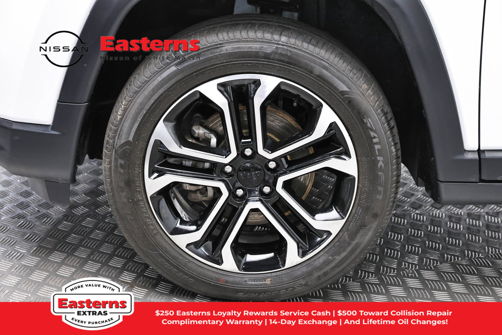Used 2022 Jeep Compass Limited AWD/4WD image 31