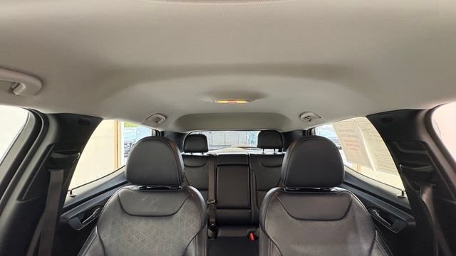 Used 2023 Chevrolet Bolt EUV LT w/ Convenience Package FWD image 27