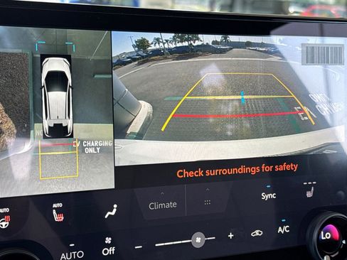 New 2026 Subaru Solterra AWD/4WD image 19