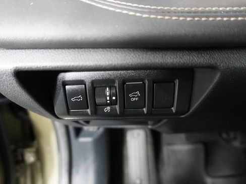 Certified 2023 Subaru Outback Limited XT image 25