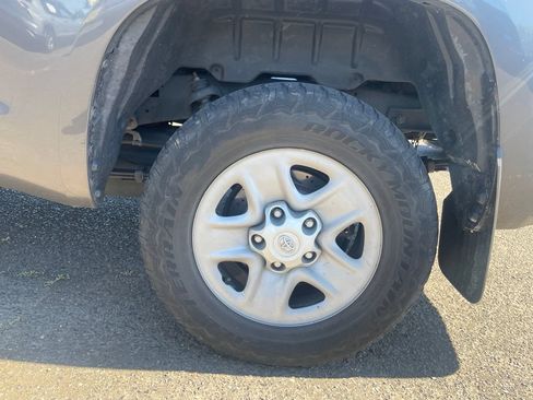 Used 2021 Toyota Tundra SR5 RWD image 21