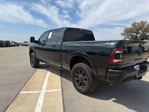 Used 2024 RAM 3500 Limited image 3