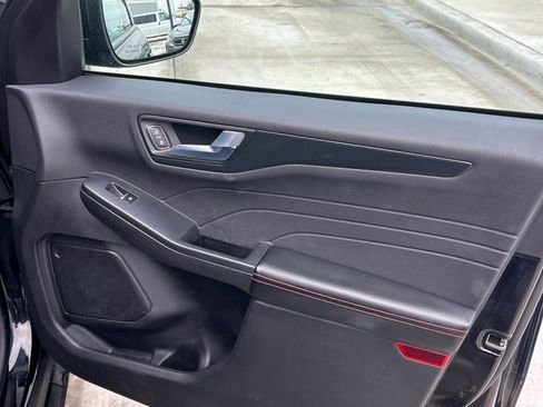 Used 2024 Ford Escape ST-Line image 15