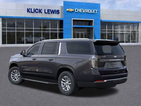 New 2026 Chevrolet Suburban LT AWD/4WD image 3