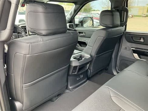 Used 2025 Toyota Tundra Limited image 16