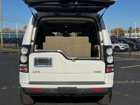 Used 2016 Land Rover LR4 HSE Silver Edition image 31