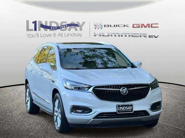 Certified 2020 Buick Enclave Premium w/ Sun and Sites Package FWD image 2