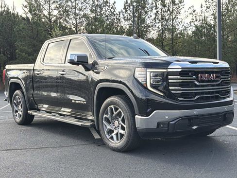 Used 2022 GMC Sierra 1500 SLT w/ SLT Premium Plus Package image 33