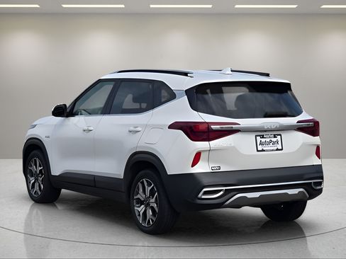Used 2022 Kia Seltos EX AWD/4WD image 8
