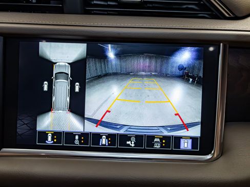 Used 2022 GMC Yukon Denali w/ Denali Premium Package AWD/4WD image 19