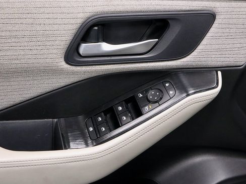 Certified 2022 Nissan Rogue SV image 23