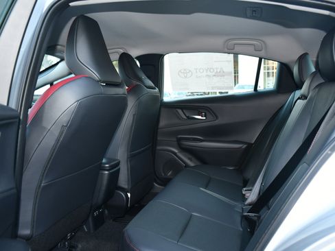 New 2026 Toyota Prius Plug-In Hybrid image 8