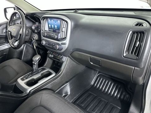 Used 2022 Chevrolet Colorado LT w/ Fleet Safety Package RWD image 30