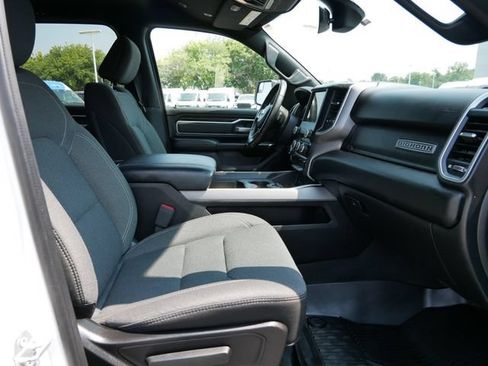 Used 2019 RAM 1500 Big Horn AWD/4WD image 16