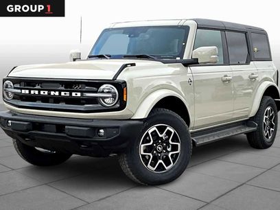 New 2025 Ford Bronco Outer Banks
