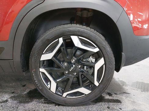 Used 2024 Kia Seltos SX image 33