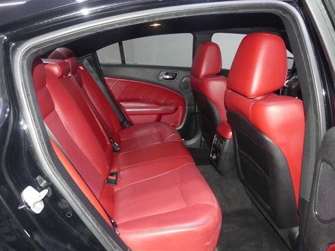 Used 2014 Dodge Charger R/T image 29
