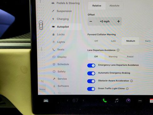 Used 2021 Tesla Model S Plaid image 20