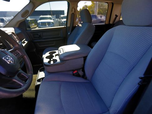 Used 2017 RAM 1500 Express image 5