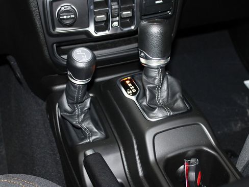 New 2026 Jeep Gladiator Sport image 20