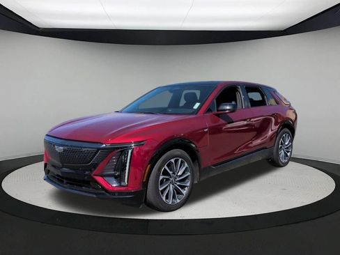 Certified 2024 Cadillac Lyriq Sport w/ LPO, Floor Liner Package RWD image 4