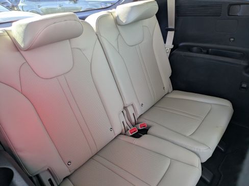 Certified 2023 Kia Sorento SX Prestige image 15