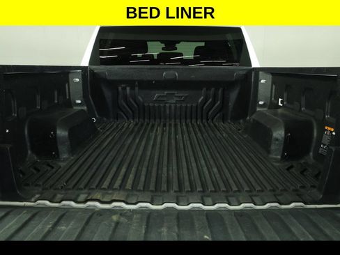 Used 2024 Chevrolet Silverado 1500 LT AWD/4WD image 11