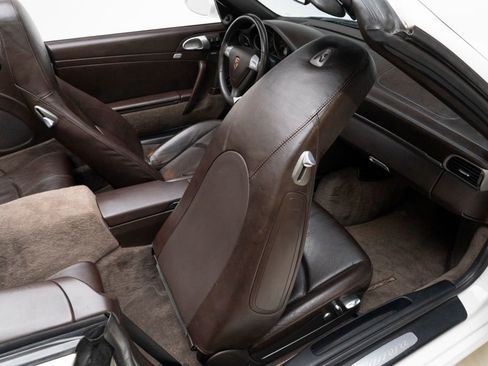Used 2006 Porsche 911 Carrera RWD image 47