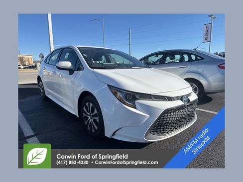 Used 2022 Toyota Corolla LE image 1