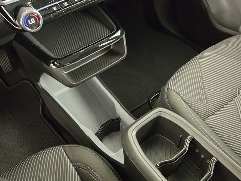 New 2027 Chevrolet Bolt LT w/ Comfort Package FWD image 21