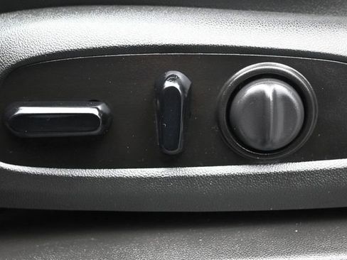 Used 2020 Chevrolet Blazer RS FWD image 14