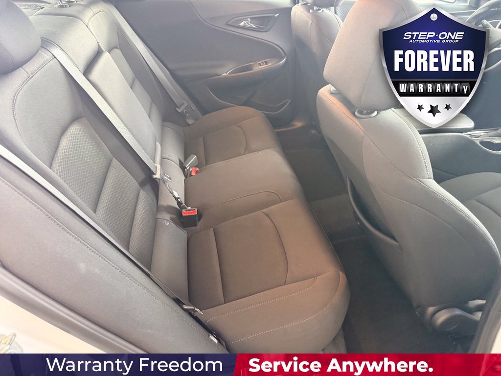 Used 2025 Chevrolet Malibu LT FWD image 33
