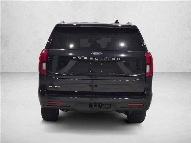 Used 2026 Ford Expedition Active RWD image 6