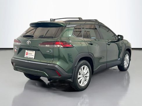 Used 2026 Toyota Corolla Cross LE w/ Moonroof Package FWD image 4