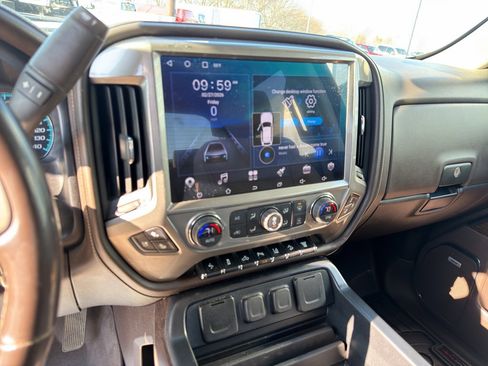 Used 2019 GMC Sierra 2500 Denali w/ Duramax Plus Package image 13