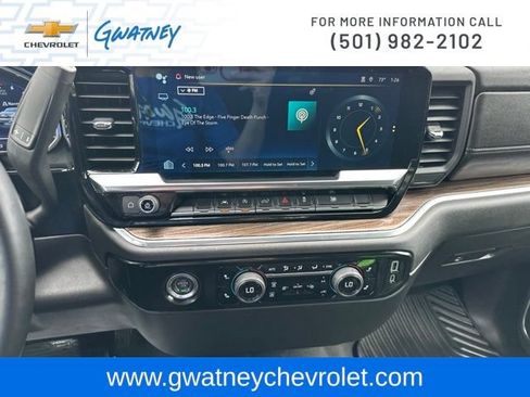 Used 2023 Chevrolet Silverado 1500 LT AWD/4WD image 18