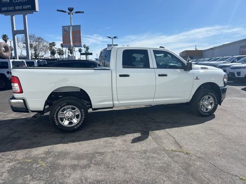 Used 2024 RAM 3500 Tradesman w/ Chrome Appearance Group image 7