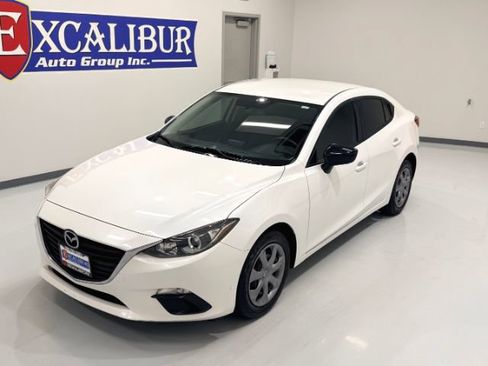 Used 2015 MAZDA MAZDA3 i SV FWD image 40