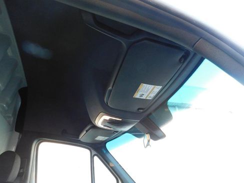 Used 2024 Mercedes-Benz eSprinter 170 Cargo image 38