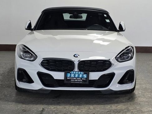 Used 2025 BMW Z4 sDrive30i image 4