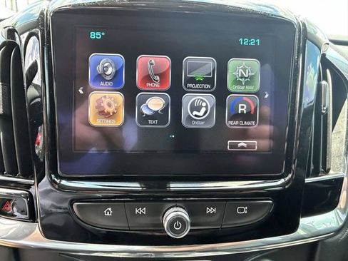 Used 2019 Chevrolet Traverse LT FWD image 15
