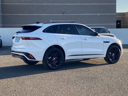 New 2025 Jaguar F-PACE R-Dynamic S image 17