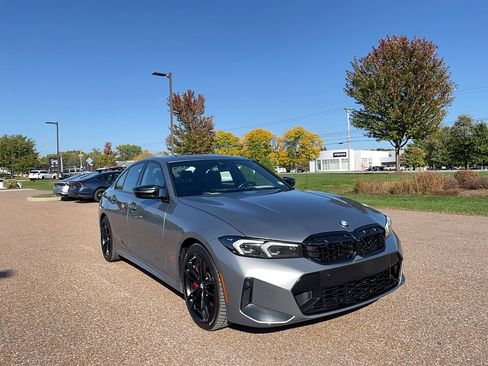 Certified 2023 BMW M340i xDrive w/ Premium Package image 3