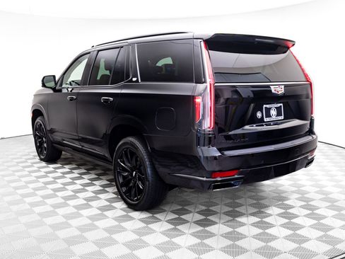 Used 2024 Cadillac Escalade Sport Platinum w/ LPO, ONYX Package AWD/4WD image 3