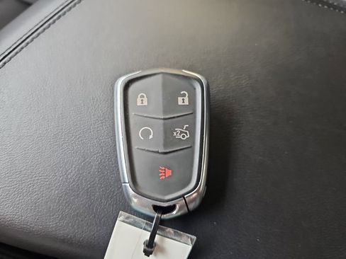 Used 2018 Cadillac CT6 Luxury image 36